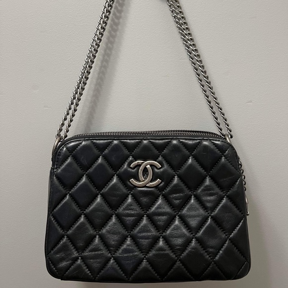 CHANEL Handbags - 🌸SOLD🌸PRELOVED USED VINTAGE CHANEL SLING BAG